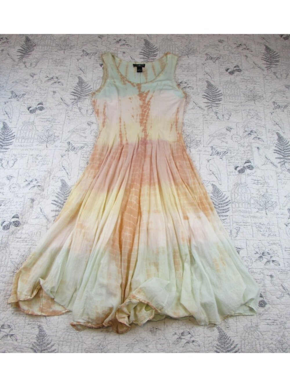 The Pyramid Collection  Tie Dye Flowy midi dress Bohemion hippy Dress womens M